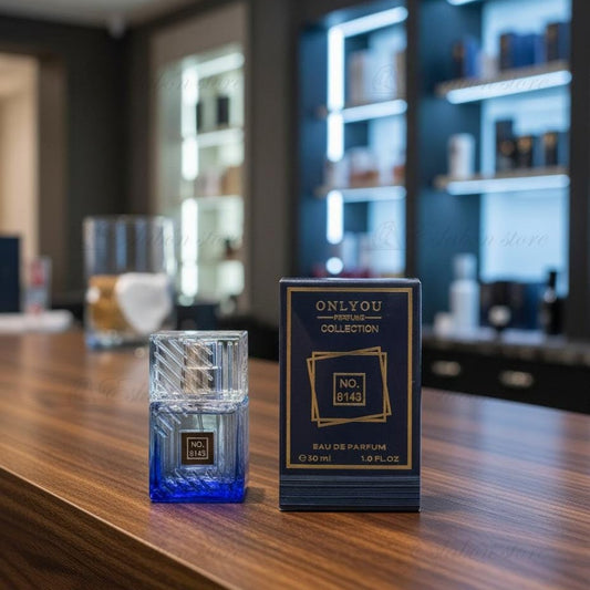Perfume para hombre No. 8143 OnlyYou, detalle de la etiqueta, aroma dulce y afrutado